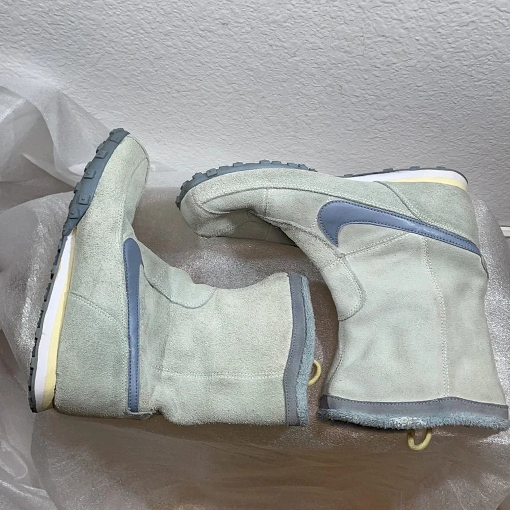 Nike Sakami Side Lace-Up Casual Sneaker Boot